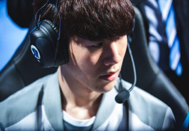 力量或敏捷 力量或敏捷